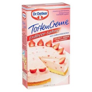Dr. Oetker pies cream strawberry cream with pieces of strawberry cream powder for 800 ml