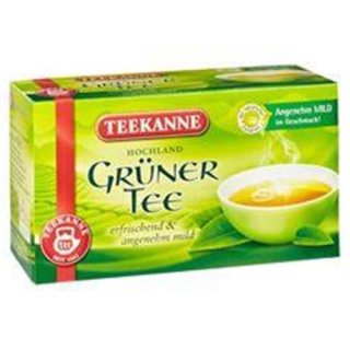 Teekanne of green tea